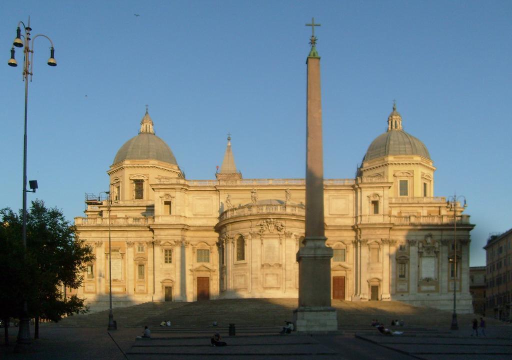 Viale Del Colosseo Bed & Breakfast Rome Luaran gambar